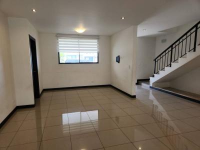 Venta Casa , Heredia Heredia, Heredia 40103, 哥斯达黎加