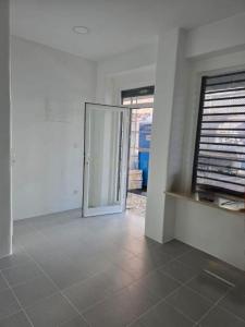 Loures, Lisboa 1885-073, Portugal