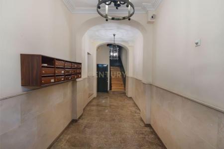 Madrid, Comunidad De Madrid 28013, Spain