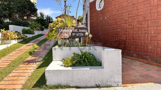 AV.3 4778 y 147 Bis , Villa Gesell, Buenos Aires Costa Atlántica 00001, Argentina