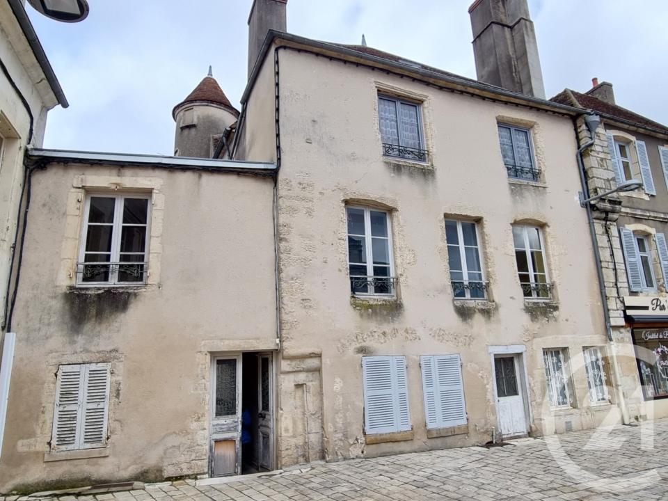 Clamecy, Bourgogne 58500, França