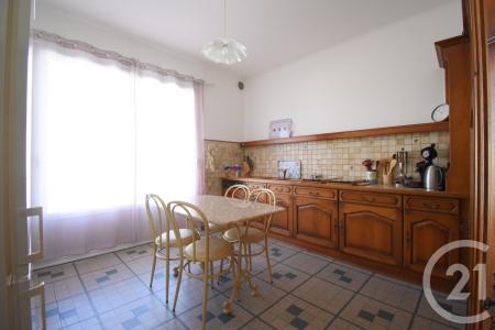 Bellerive Sur Allier, Auvernia 03700, Francia