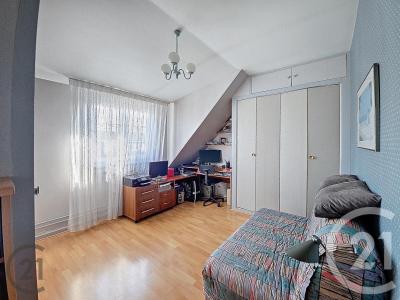 Riom, Auvernia 63200, Francia
