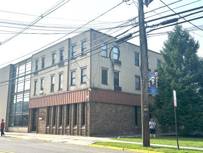 464-470 Valley Brook Ave Unit 6, Bergen, Lyndhurst Township, NJ 07071, USA