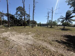 5211 Pine Grove Drive, West Palm Beach, Floride 33417, États-Unis