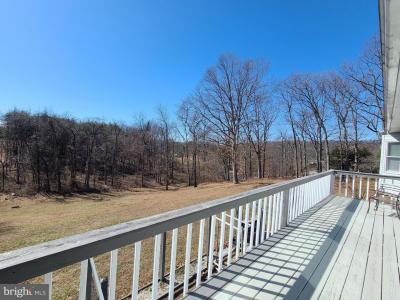 145 Woodside Lane, Berkeley Springs, West Virginia 25411, USA