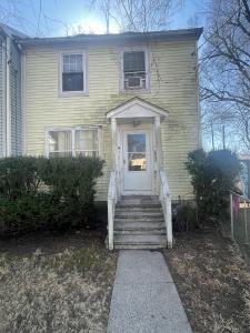 82 Arch Street, New Haven, Connecticut 06519, USA