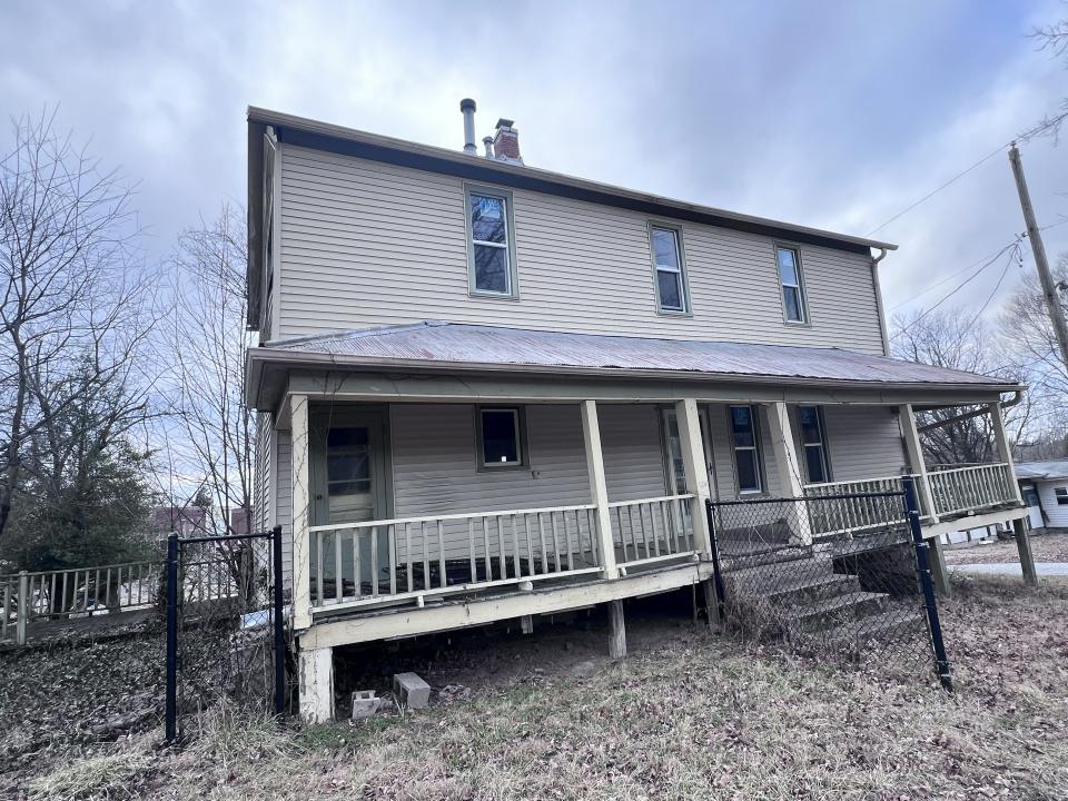 105 E Pine St, Alto Pass, Illinois 62905, États-Unis