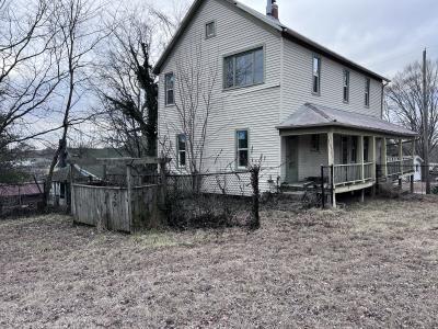 105 E Pine St, Alto Pass, Illinois 62905, États-Unis