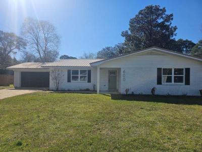 600 Burgundy Lane, Fort Walton Beach, Florida 32547, USA