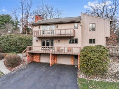 168 Farmington Place, Greensburg, Pennsylvania 15601