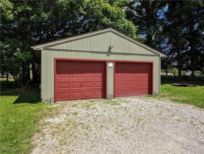 1970 E County Line Road, Mineral Ridge, Ohio 44440, USA