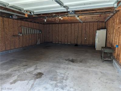 1970 E County Line Road, Mineral Ridge, Ohio 44440, USA