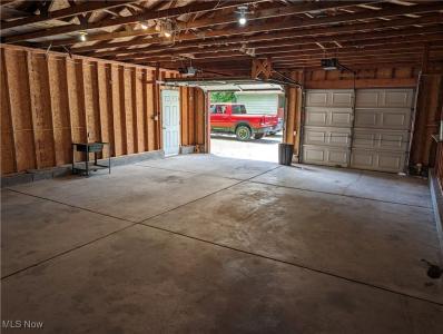 1970 E County Line Road, Mineral Ridge, Ohio 44440, USA