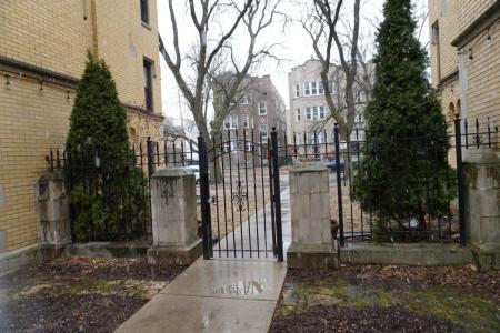 6442 N. Leavitt St Unit 2E, Chicago, Illinois 60645, USA