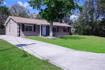 2102 Nedra Avenue, Deltona, Florida 32725, USA