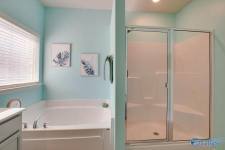 6553 Moon Crest Lane, Huntsville, Alabama 35806, USA