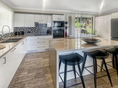 71 Cove Boulevard, North Arm Cove, NSW 2324, Australia