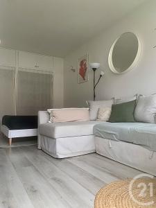 L Hay Les Roses, Île-de-France 94240, França
