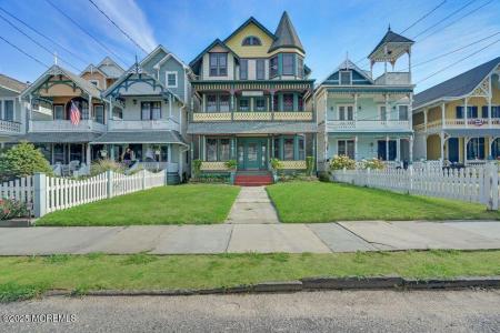 7 Embury Avenue, Ocean Grove, NJ 07756, USA