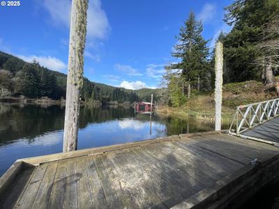 1607 N Tenmile, Lakeside, Oregon 97449