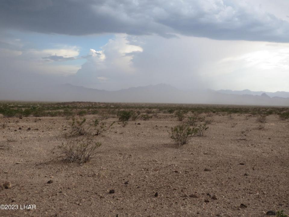 600 South Of Vega Road, Topock, Nevada 86436, Estados Unidos