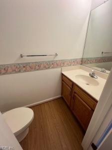 127 River Walk Court, Hampton, 弗吉尼亚州 23669, 美国