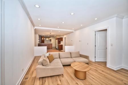 1106 Rose Avenue, Des Plaines, Illinois 60016, États-Unis