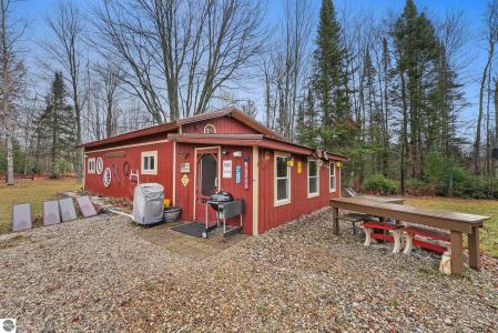 6149 North Trail Se, Kalkaska, Мичиган 49646, Соединенные Штаты
