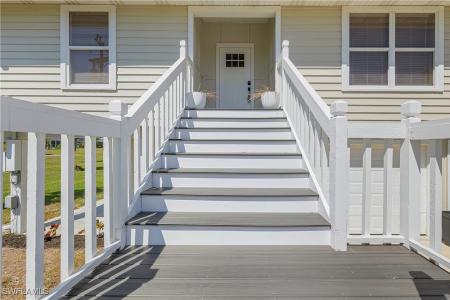 7674 Caloosa Drive, Bokeelia, Florida 33922