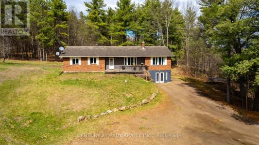 754 CROOKED RAPIDS ROAD NORTH, North Algona Wilberforce, Ontario K0J 1T0, Canada