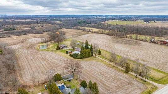 81 MCGILL ROAD, Mount Pleasant, Ontario N0E 1K0, Canadá
