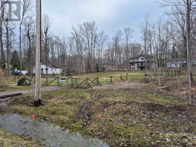 76 MCARTHUR DRIVE, Penetanguishene, Ontario L9M 1W9, Canada