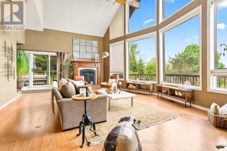 53 SOUTH MOUNTAIN ROAD, Kawartha Lakes (bexley), Ontario K0M 2B0, Canada