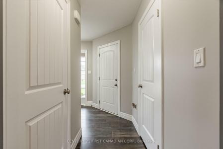 181 GILMOUR DRIVE, Lucan Biddulph, Ontario N0M 2J0, Canada