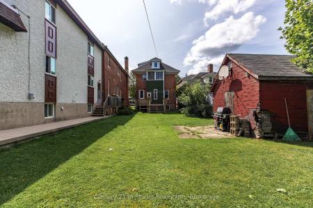 446 9TH STREET E, Owen Sound, Ontario N4K 1P3, Canadá