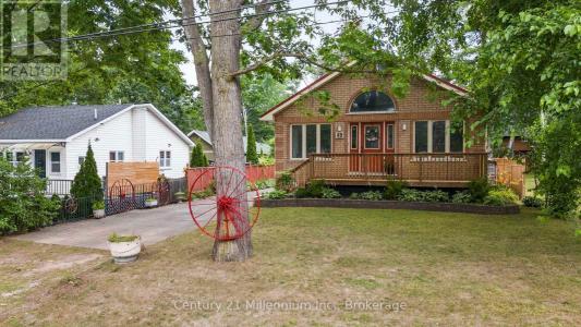49 32ND STREET NORTH, Wasaga Beach, 安大略省 L9Z 2C4, 加拿大