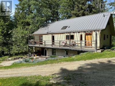 3840 CAMERON ROAD, Eagle Bay, British Columbia V0E 1T0, Canada