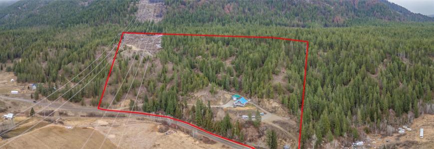 2621 SALMON RIVER ROAD, Salmon Arm, Britanya Kolombiyası V1E 3H8, Kanada