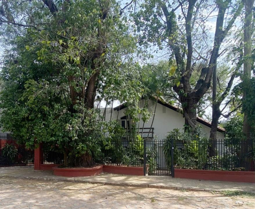 Santa Fe esquina Alborada , Lambaré, Central 00001, باراغواي