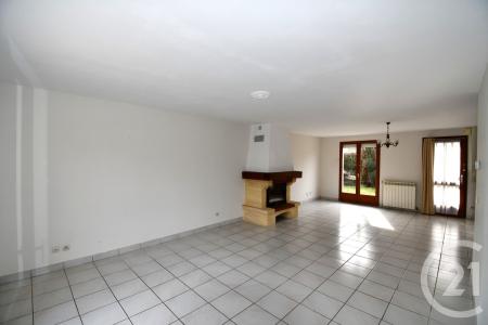 Crecy La Chapelle, Île-de-France 77580, アキタン