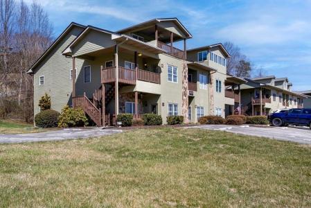 1725 Watercrest Way D, Young Harris, Georgia 30582, HOA KỲ