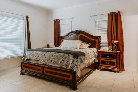 WEST BAY 3 BEDROOM SINGLE FAMILY HOME- SHARERS WELCOMED, 333, West Bay, Grand Cayman, 开曼群岛