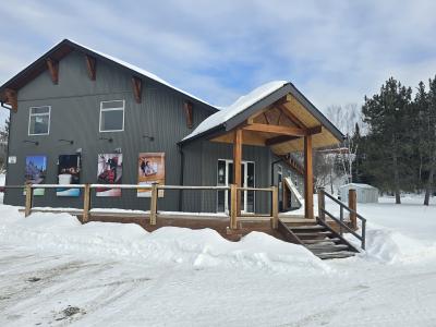 1870 Highway 17 East, Kenora, オンタリオ P9N 3W8, カナダ