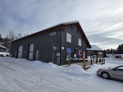 1870 Highway 17 East, Kenora, オンタリオ P9N 3W8, カナダ