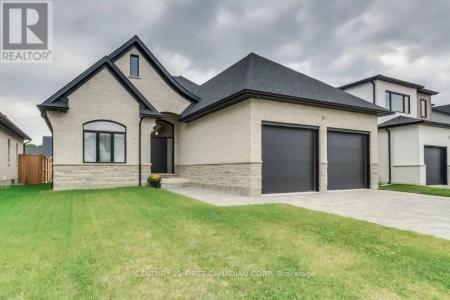 6 ASPEN CIRCLE, Thames Centre, Ontario N0M 2P0, Canada