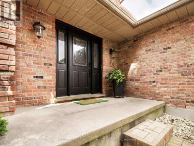 79 TRELLIS CRESCENT, London South (south C), 온타리오주 N6K 4H2, 캐나다