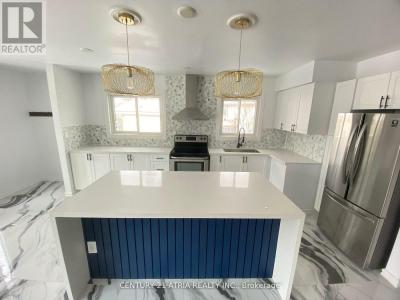 211 MADAWASKA AVENUE, Oshawa (lakeview), אונטריו L1J 1E6, קנדה 