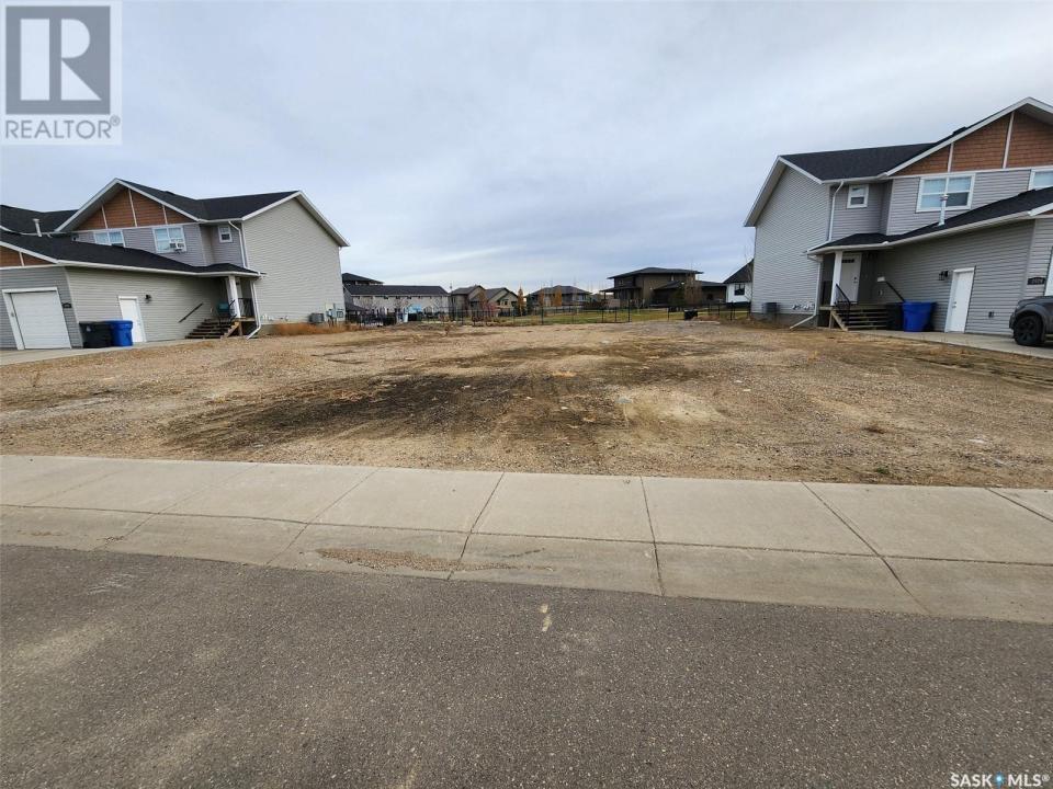 2031 2033 2035 2037 NICHOLSON ROAD, Estevan, Saskatchewan S4A 2Y4, Canada