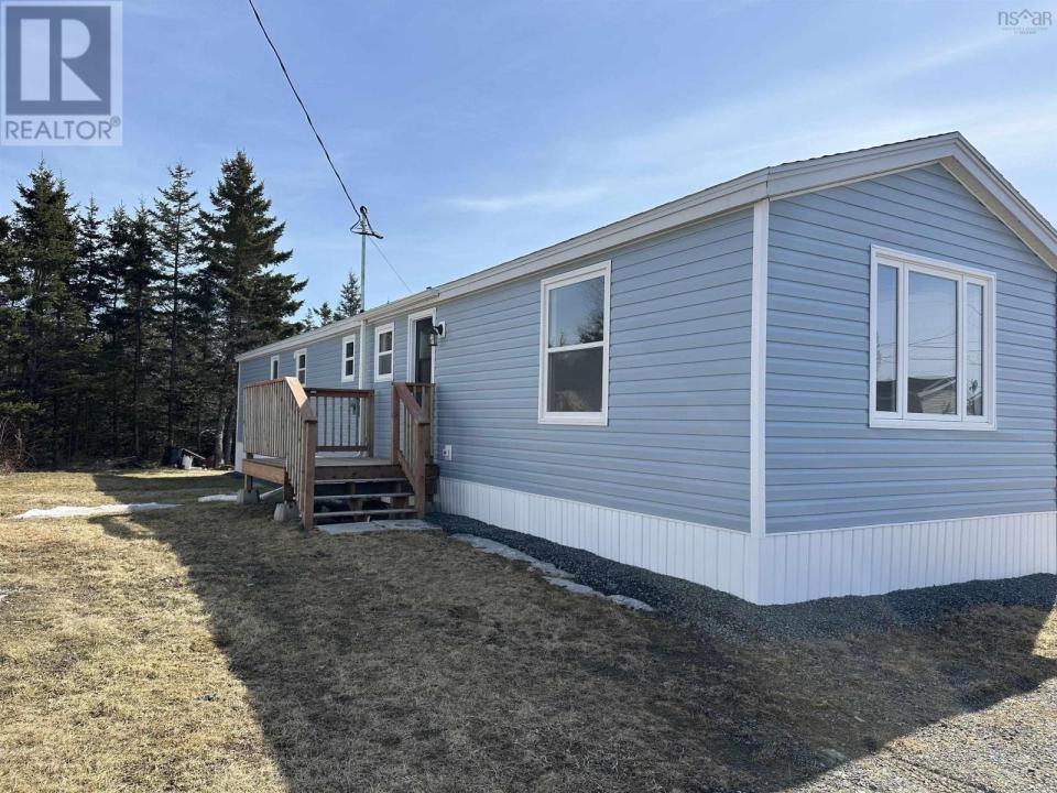11 SMITH LANE, Watt Section, Nova Scotia B0J 3B0, Canada